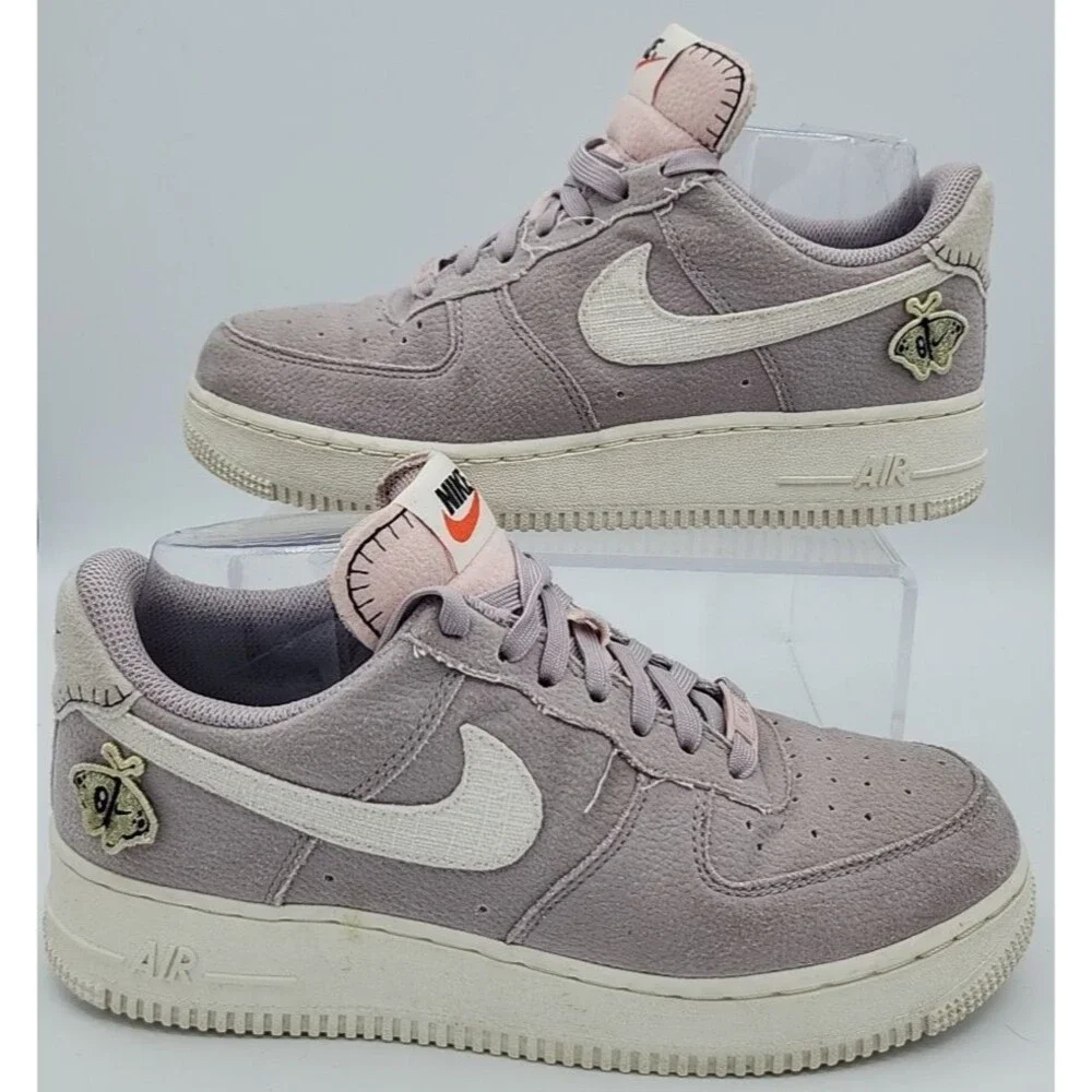 Nike Air Force 1 '07 SE Air Sprung Next Nature Women's Size 8 DJ6378-800 EUC